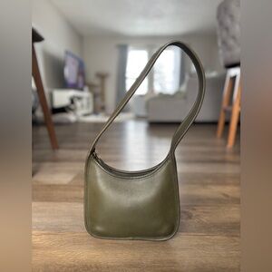 RARE VINTAGE COACH ERGO 9020 IN COLOR LODEN